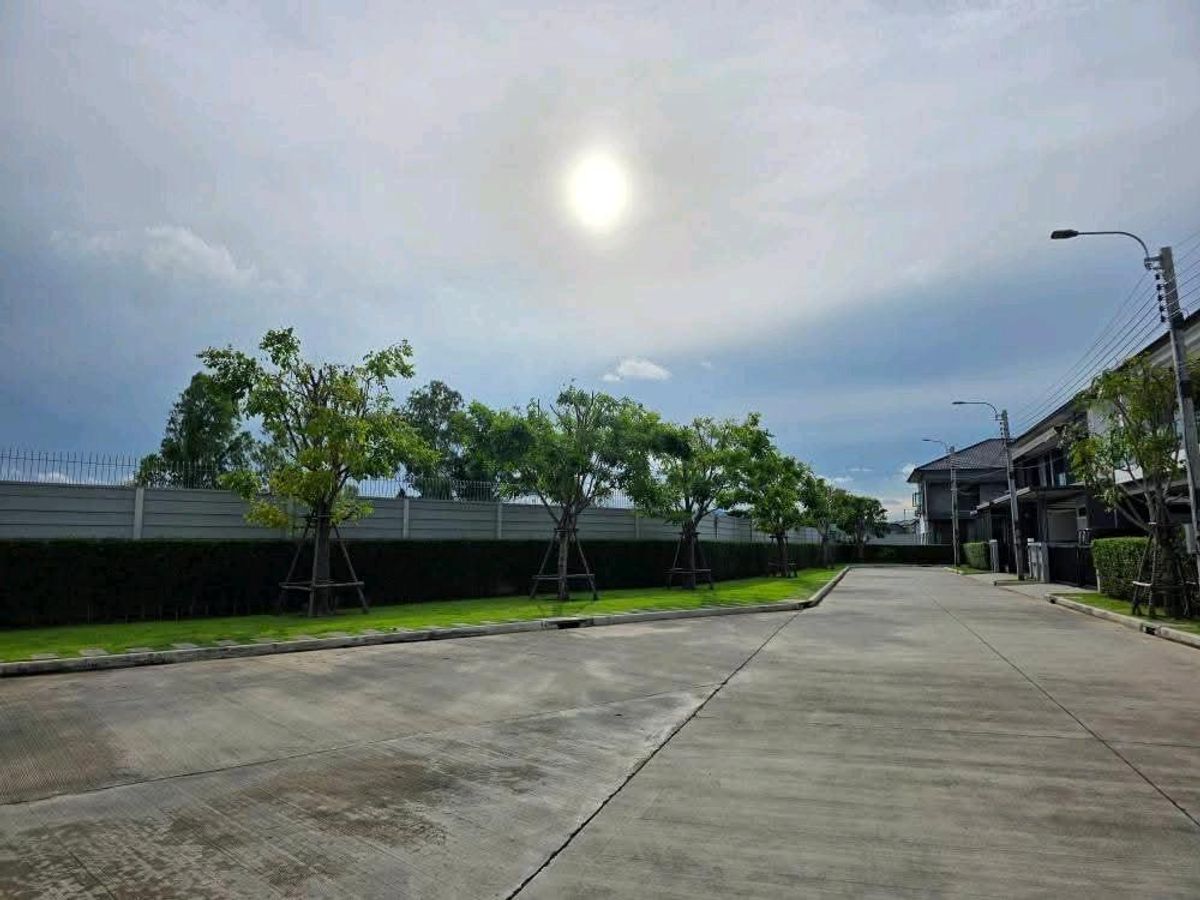 บ้านบางนา แบริ่ง ลาซาล : The City Bangna – Luxury Living Next to MEGA BANGNA พื้นที่ใช้สอย 313 ตร.ม. ที่ดิน 70 ตร.ว.