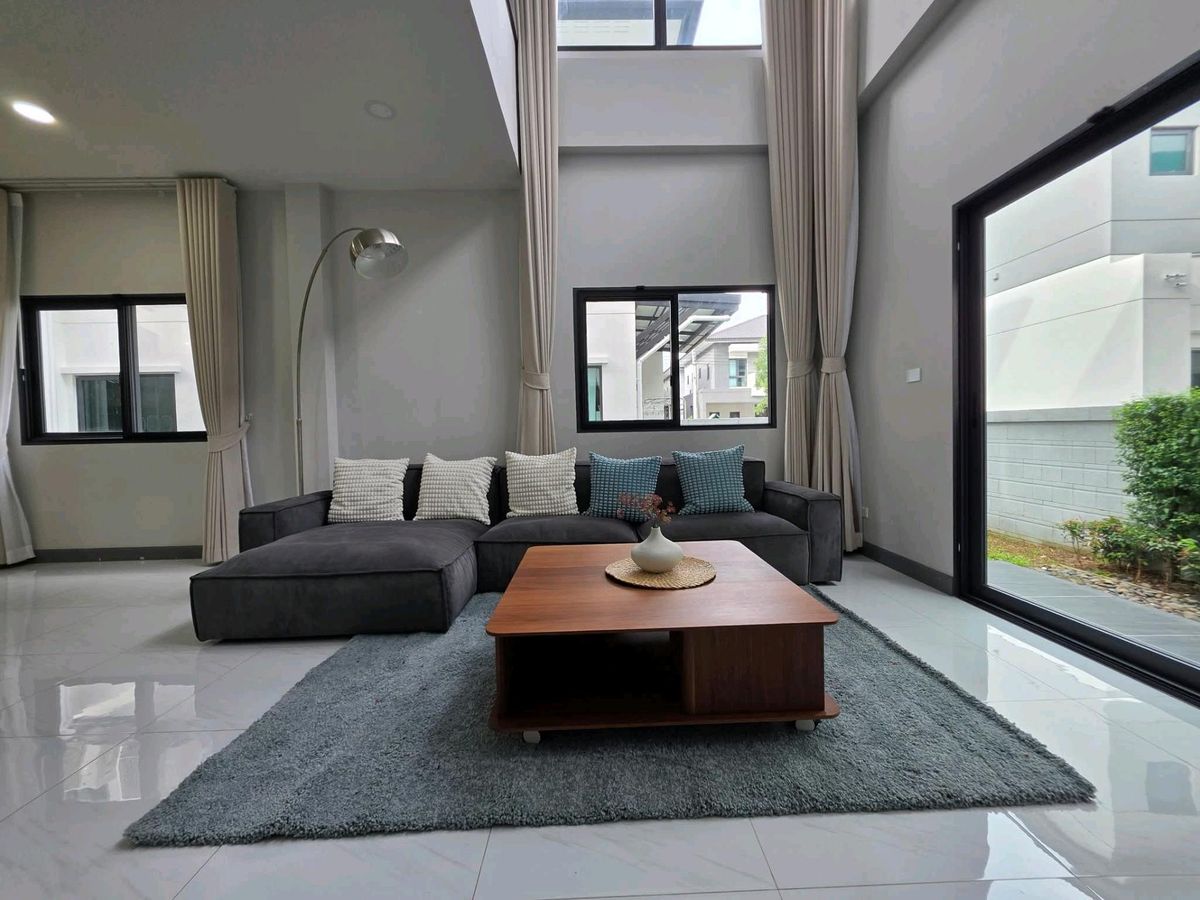 บ้านบางนา แบริ่ง ลาซาล : The City Bangna – Luxury Living Next to MEGA BANGNA พื้นที่ใช้สอย 313 ตร.ม. ที่ดิน 70 ตร.ว.