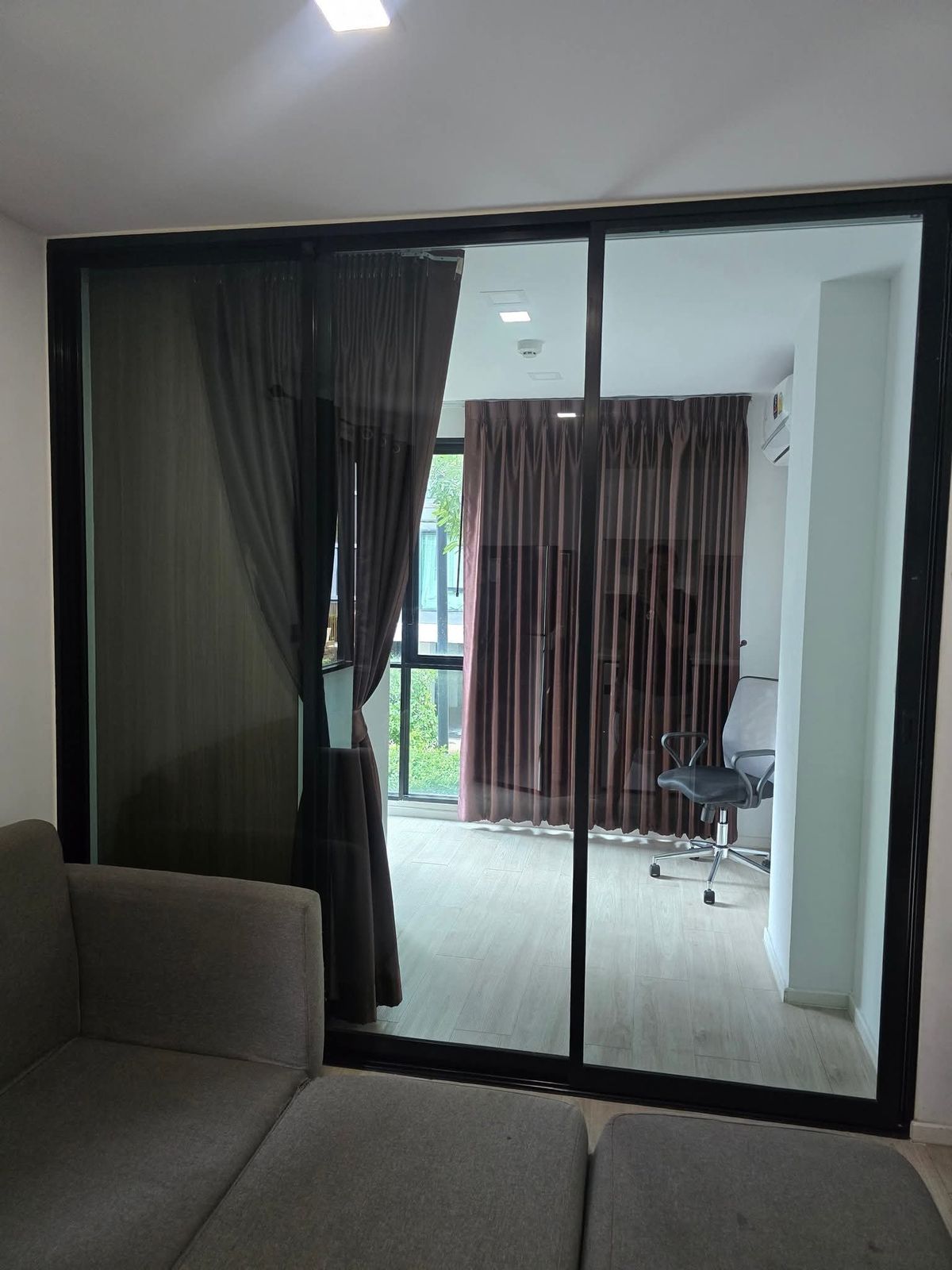 ขายคอนโดโชคชัย4 ลาดพร้าว71 : ขายด่วน ✨ Atmoz Ladprao 71 ✨ 2 ห้องนอน เฟอร์นิเจอร์ และ เครื่องใช้ไฟฟ้าครบ ใกล้ทางด่วน