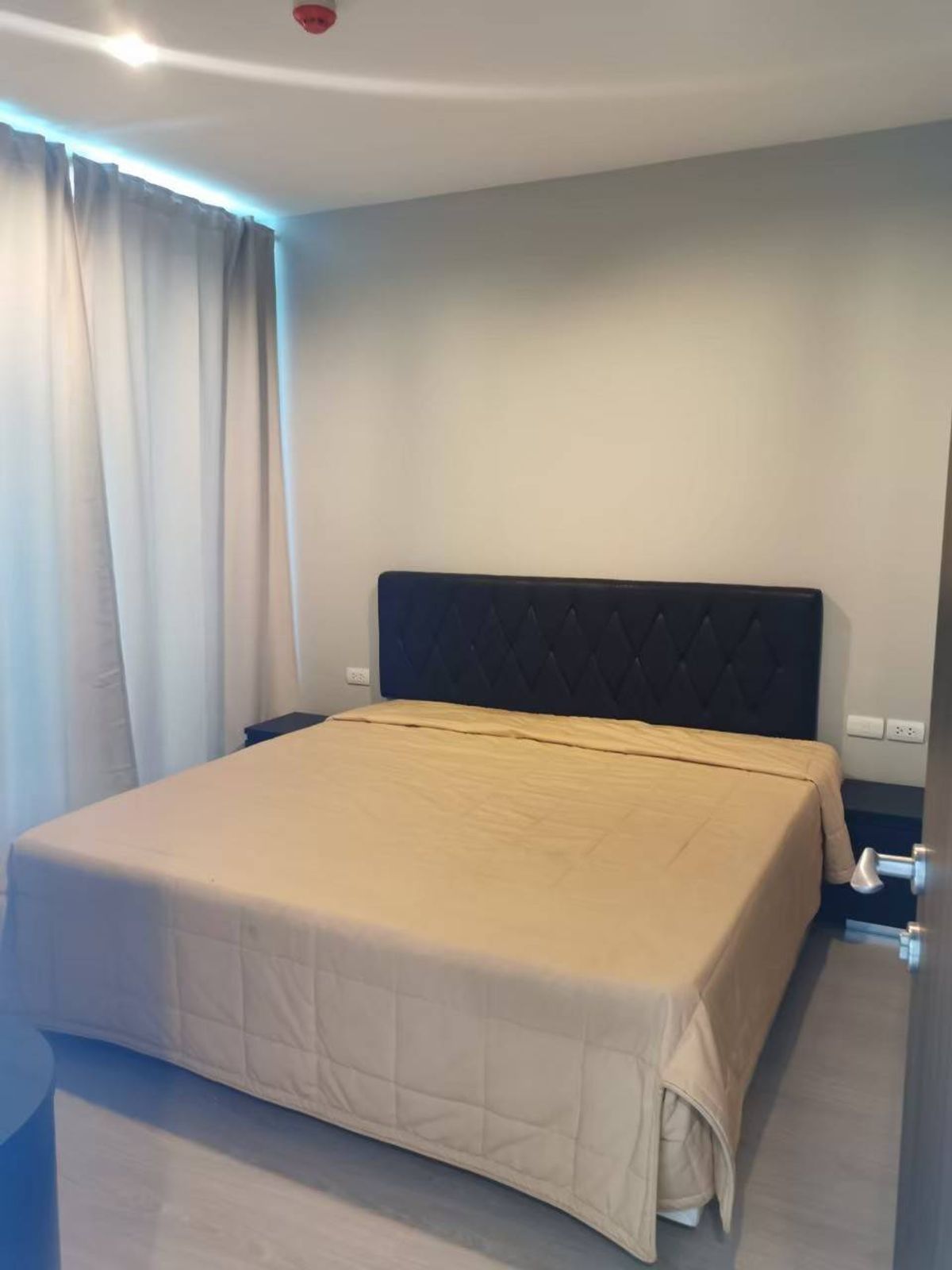 For RentCondoOnnut, Udomsuk : For Rent Condo Rhythm Sukhumvit 44/1  fully furnished (S15-27132)