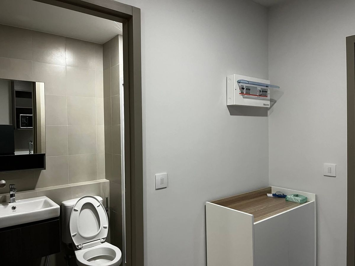 ให้เช่าคอนโดคลองเตย กล้วยน้ำไท : ให้เช่า 📍 Aspire Sukhumvit - Rama 4 📍 ใกล้ BTS พระโขนง เฟอร์นิเจอร์ และ เครื่องใช้ไฟฟ้าครบ 