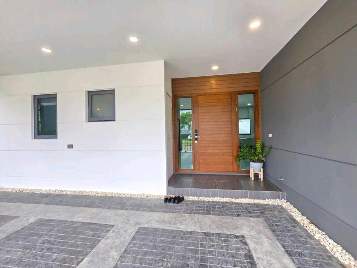 บ้านบางนา แบริ่ง ลาซาล : The City Bangna – Luxury Living Next to MEGA BANGNA พื้นที่ใช้สอย 313 ตร.ม. ที่ดิน 70 ตร.ว.