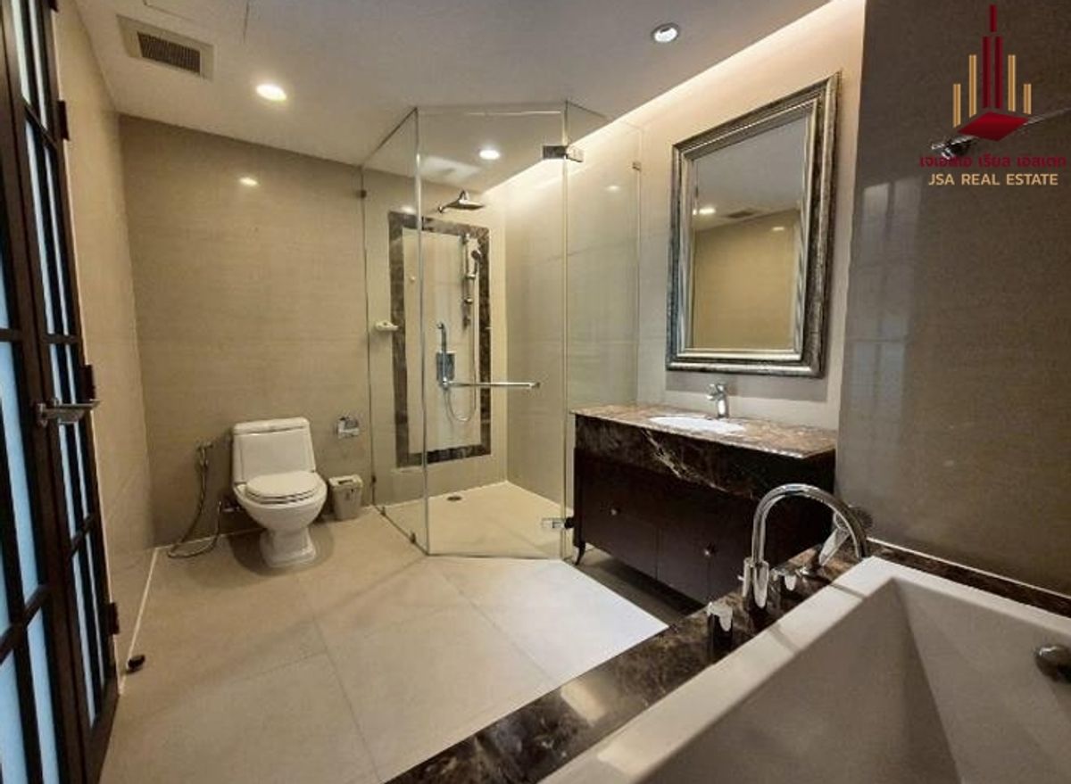 ให้เช่าคอนโดสุขุมวิท อโศก ทองหล่อ : ✨ For Rent: Burgundy Place Condo ✨  💰 Only 55,000 THB/month