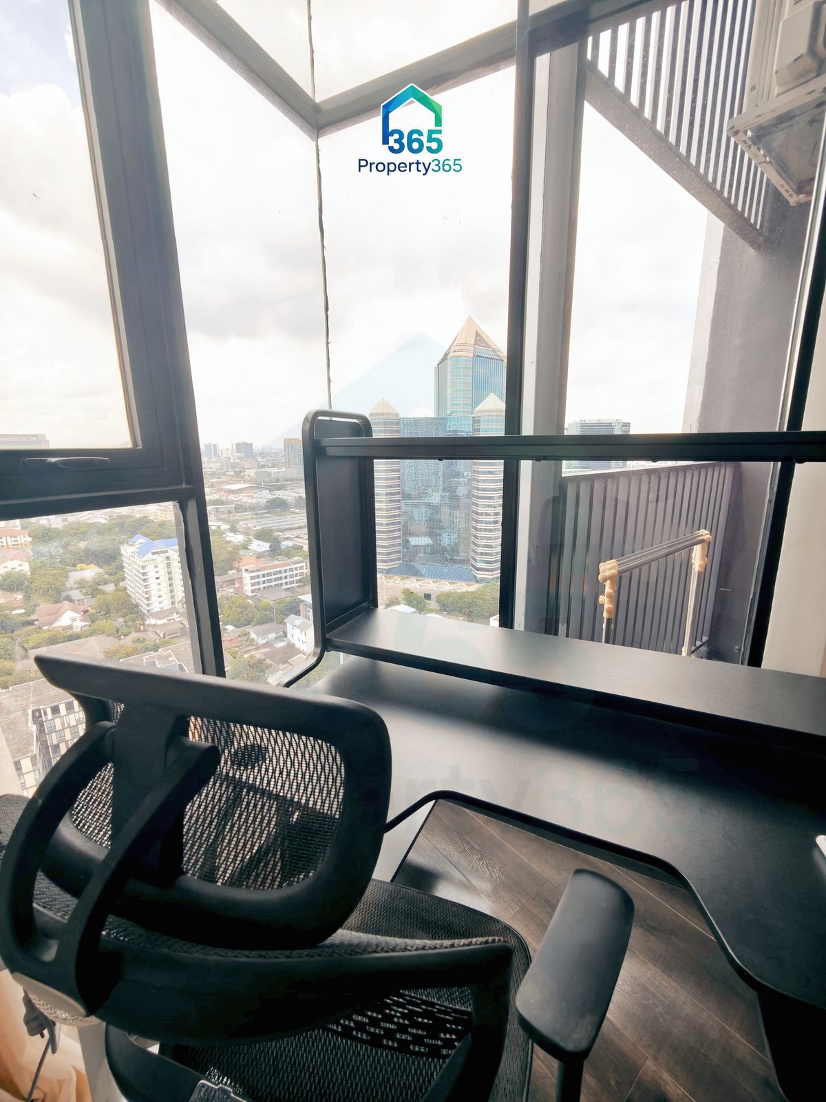 For SaleCondoKasetsart, Ratchayothin : Sale: Unic Number/Duplex at Knightsbridge Space Ratchayothin