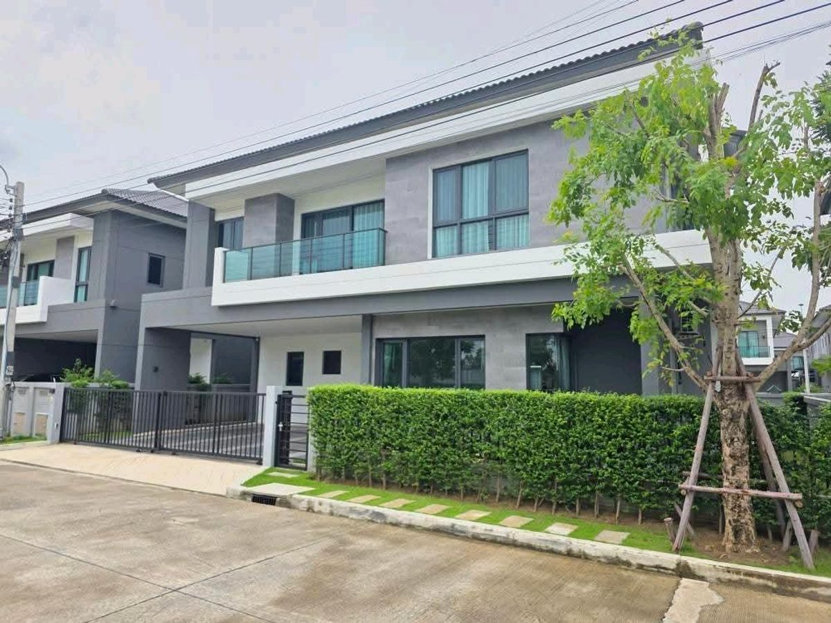 บ้านบางนา แบริ่ง ลาซาล : The City Bangna – Luxury Living Next to MEGA BANGNA พื้นที่ใช้สอย 313 ตร.ม. ที่ดิน 70 ตร.ว.