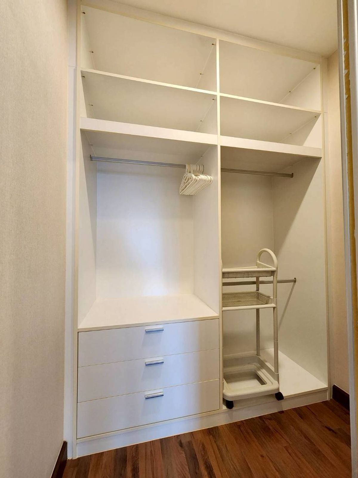 ขายคอนโดวงเวียนใหญ่ เจริญนคร : ขายคอนโด Q House Sathorn ใกล้ BTS กรุงธนบุรี 1 ห้องนอน 1 ห้องน้ำ ห้องสวย เฟอร์ครบ!!