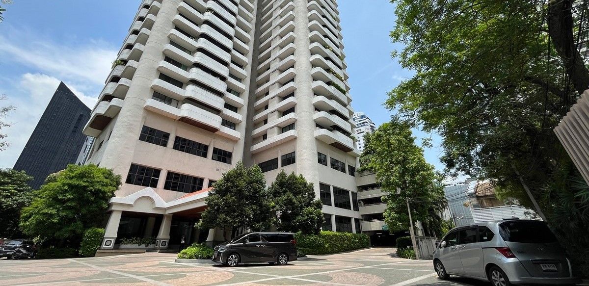 ขายคอนโดคลองเตย กล้วยน้ำไท : ✨ Tower Park | พื้นที่กว้างขวาง ใจกลางเมือง ราคาดีสำหรับทำเลนี้ ✔