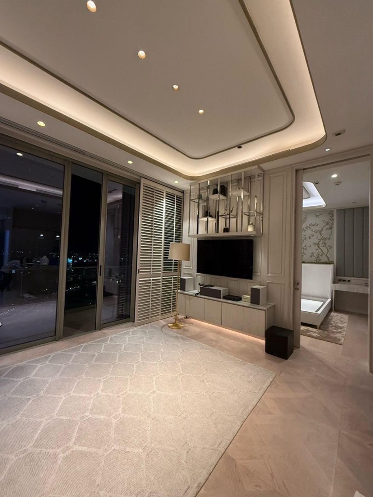 For RentCondoWongwianyai, Charoennakor : New Listing 🔥FOR RENT: 2-3BR 128 SQM at Mandarin Oriental Residence