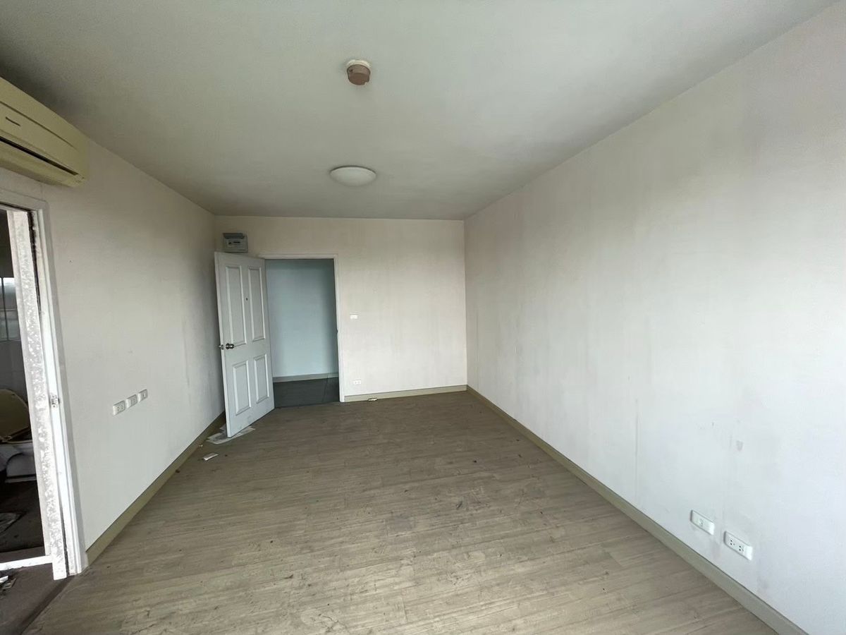 For SaleCondoNawamin, Ramindra : Wide room condo High potential location At the most worthwhile price ever (Plum Condo Nawamin 86)