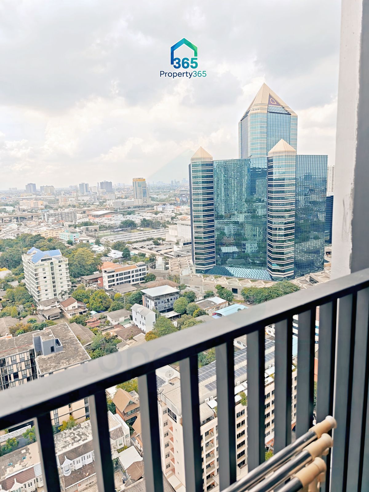 For SaleCondoKasetsart, Ratchayothin : Sale: Unic Number/Duplex at Knightsbridge Space Ratchayothin