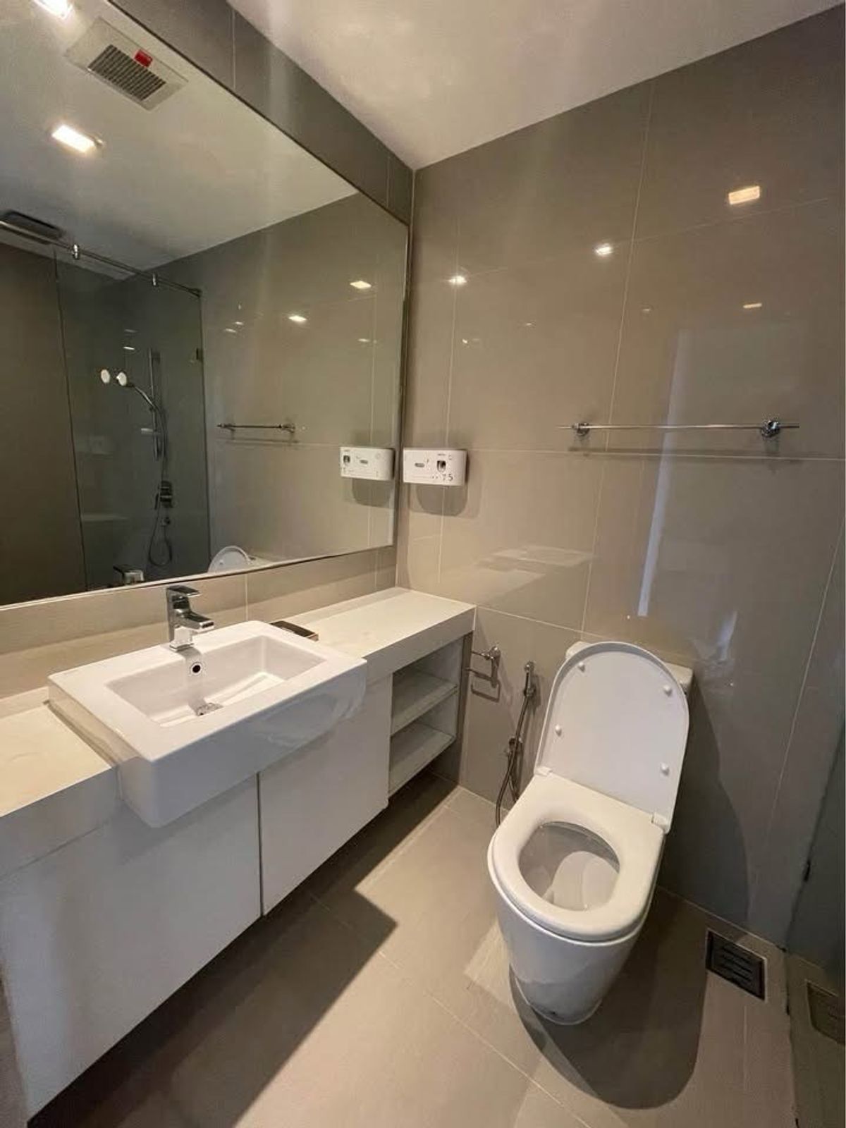 For SaleCondoRama3 (Riverside),Satupadit : The A3 corner A3 Condo for sale, Star Viu Rama 3, River View