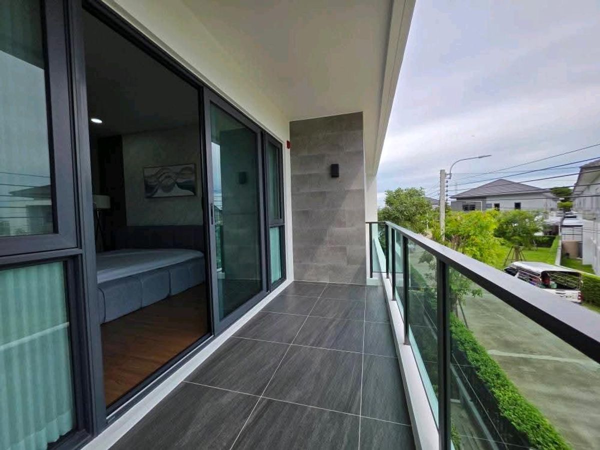 บ้านบางนา แบริ่ง ลาซาล : The City Bangna – Luxury Living Next to MEGA BANGNA พื้นที่ใช้สอย 313 ตร.ม. ที่ดิน 70 ตร.ว.