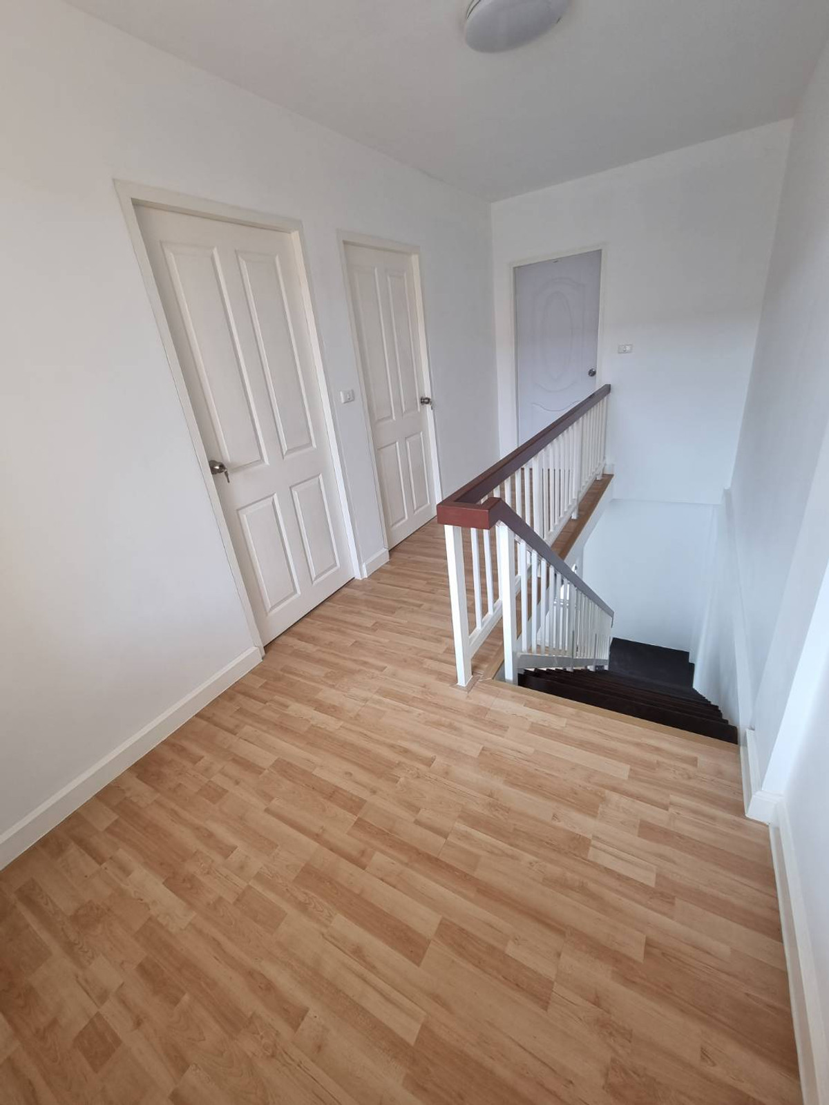 ขายทาวน์โฮมแจ้งวัฒนะ เมืองทอง : 🚨 Rare Item! ทาวน์โฮม 3 ชั้น ใจกลางงามวงศ์วาน