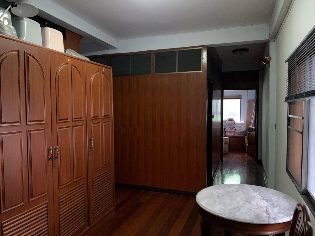 For SaleShop HouseBang Sue, Wong Sawang, Tao Pun : Urgent sale of commercial building suitable for opening a business in a potential location, Soi Sing