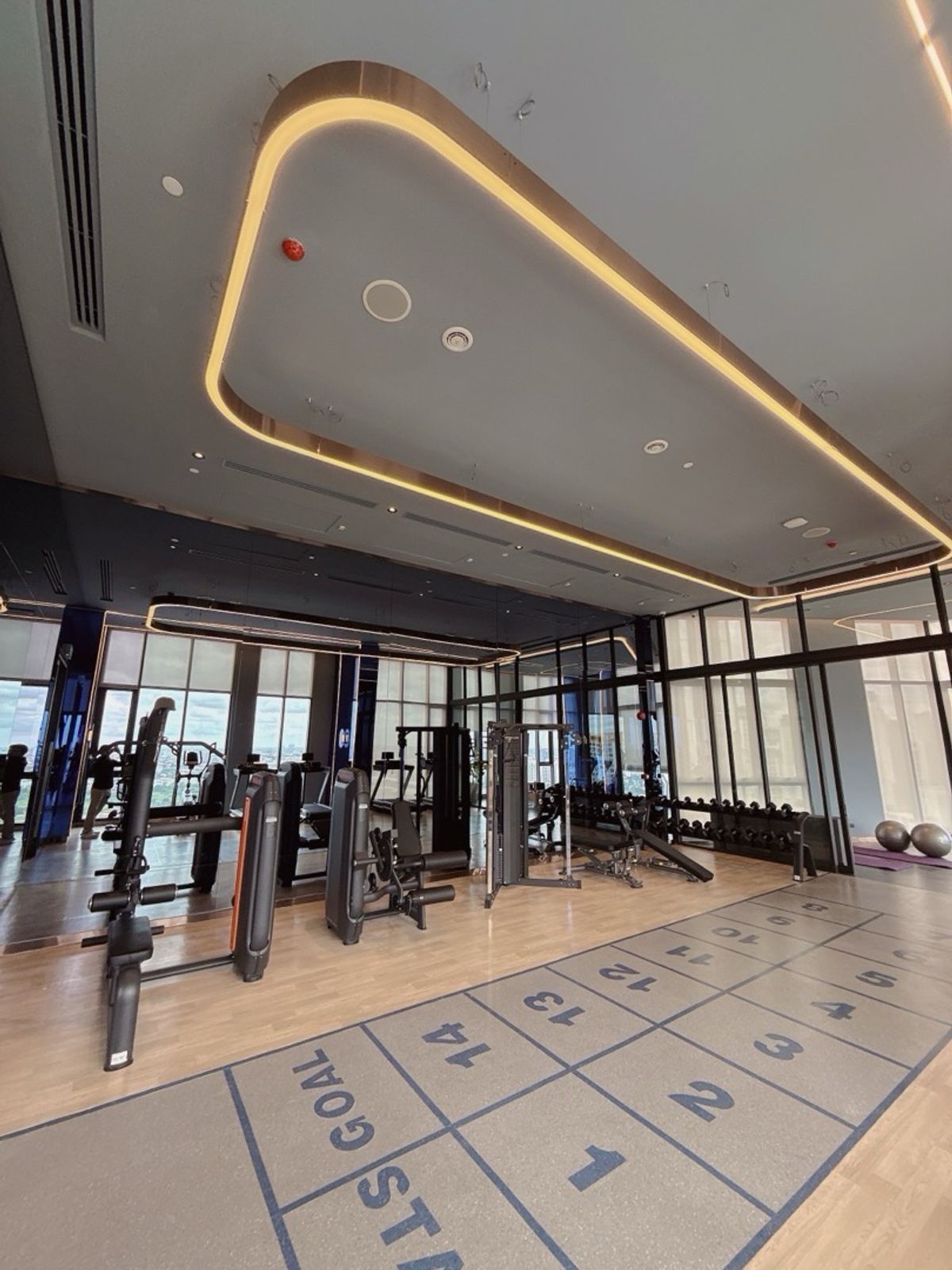 For SaleCondoRama9, Petchburi, RCA : 𝐓𝐇𝐄 𝐁𝐀𝐒𝐄 𝐑𝐀𝐌𝐀𝟗 𝐑𝐀𝐌𝐀𝟗 𝟖, 𝟖, 𝟗𝟎𝟎 /month, free, every fee No need to pay down the down payment.