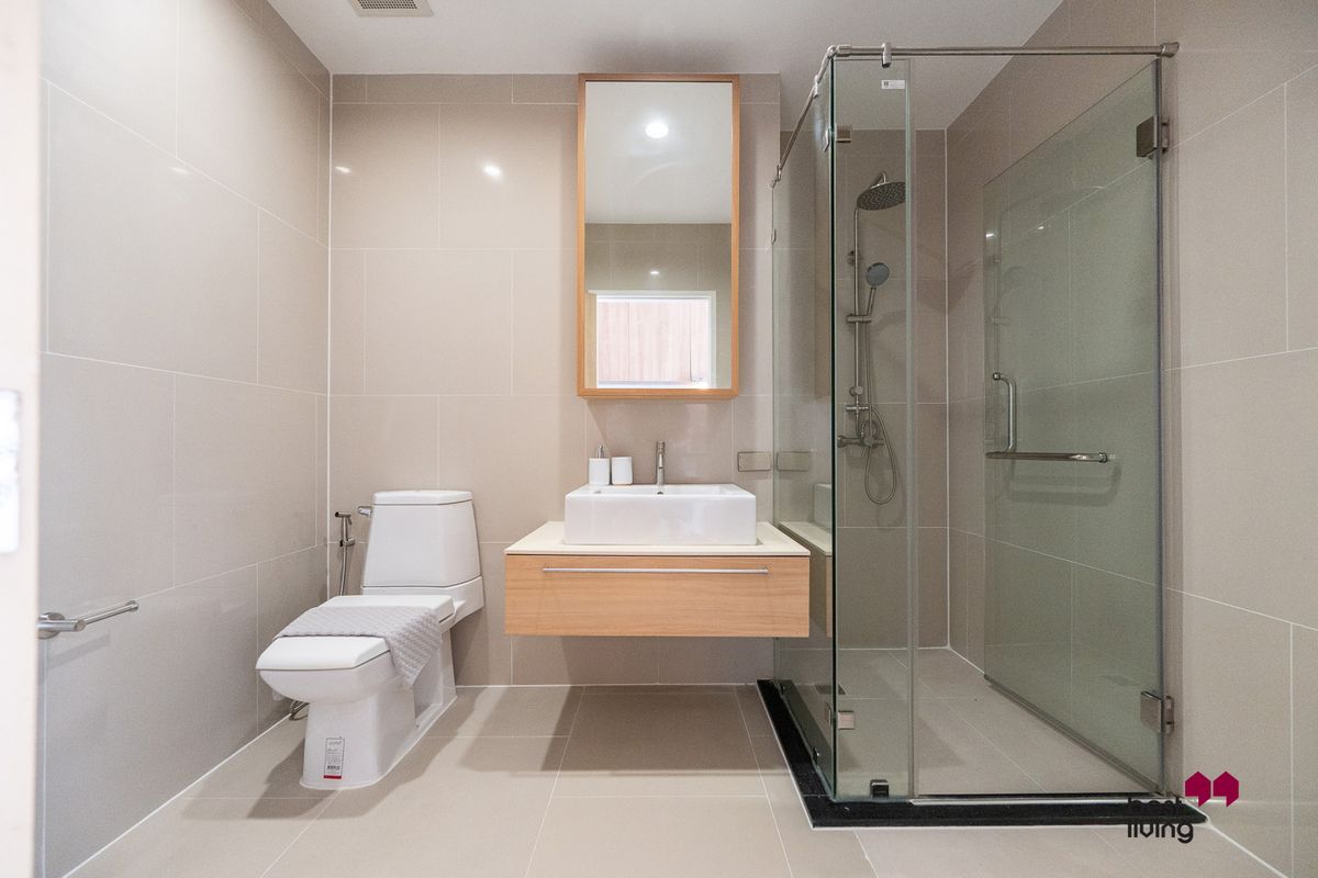 ขายคอนโดลาดพร้าว เซ็นทรัลลาดพร้าว : ✨ ขายคอนโด ดิอิสสระ ลาดพร้าว หรูใจกลางลาดพร้าว ใกล้ MRT เพียง 550 ม.