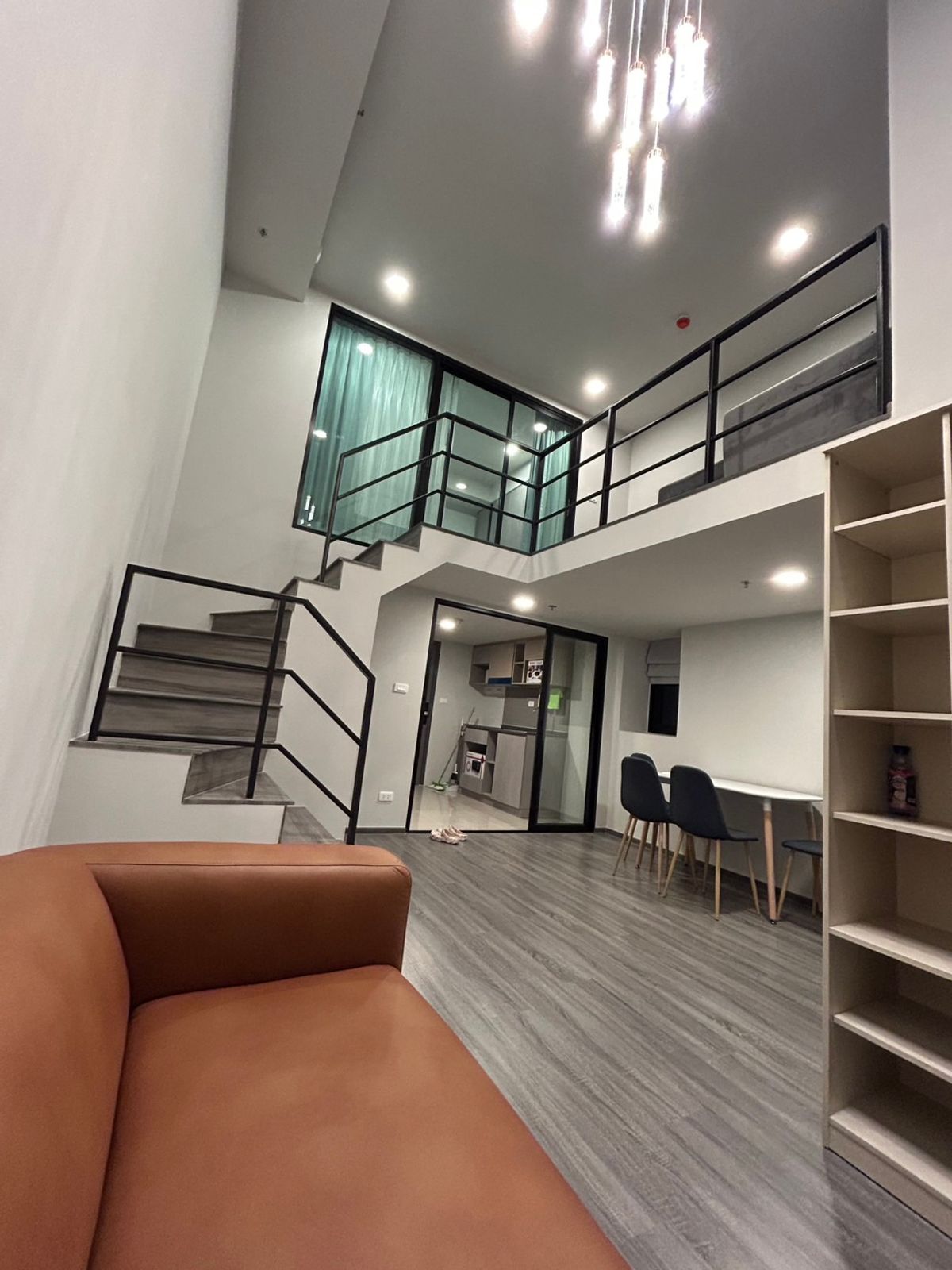 For RentCondoSeri Thai, Ramkhamhaeng Nida : Ideo Ramkhamhaeng - LAM SALI Station Condo rental near MRT 50 meters