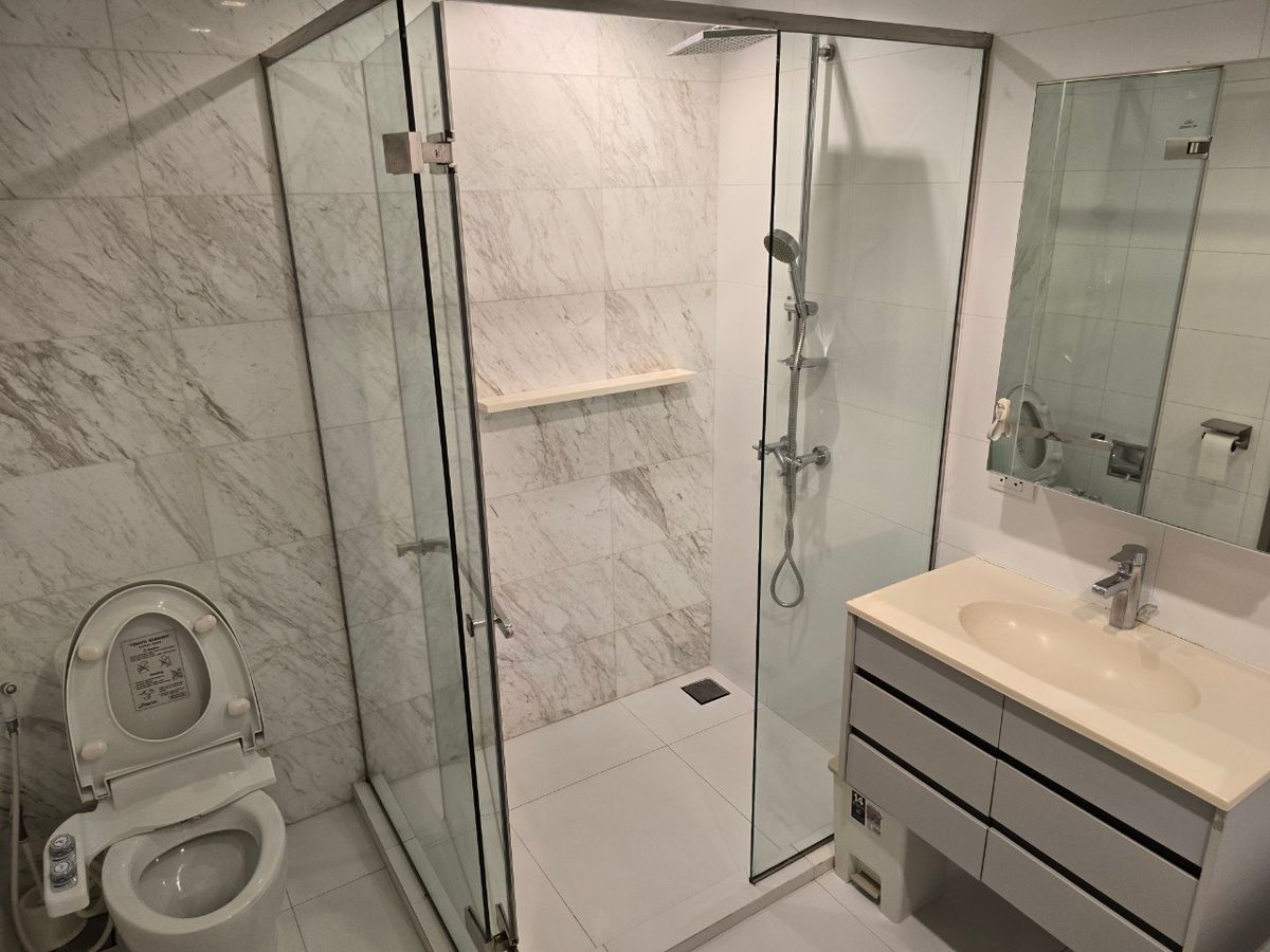 ให้เช่าคอนโดสุขุมวิท อโศก ทองหล่อ : For rent condo HQ Thonglor 1 Bed 50 Sq.m (S03-1772)