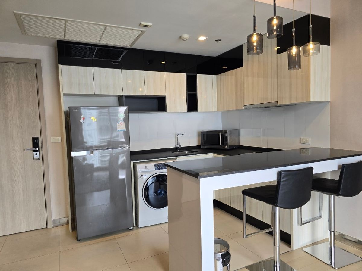 ให้เช่าคอนโดสุขุมวิท อโศก ทองหล่อ : For rent condo HQ Thonglor 1 Bed 50 Sq.m (S03-1772)