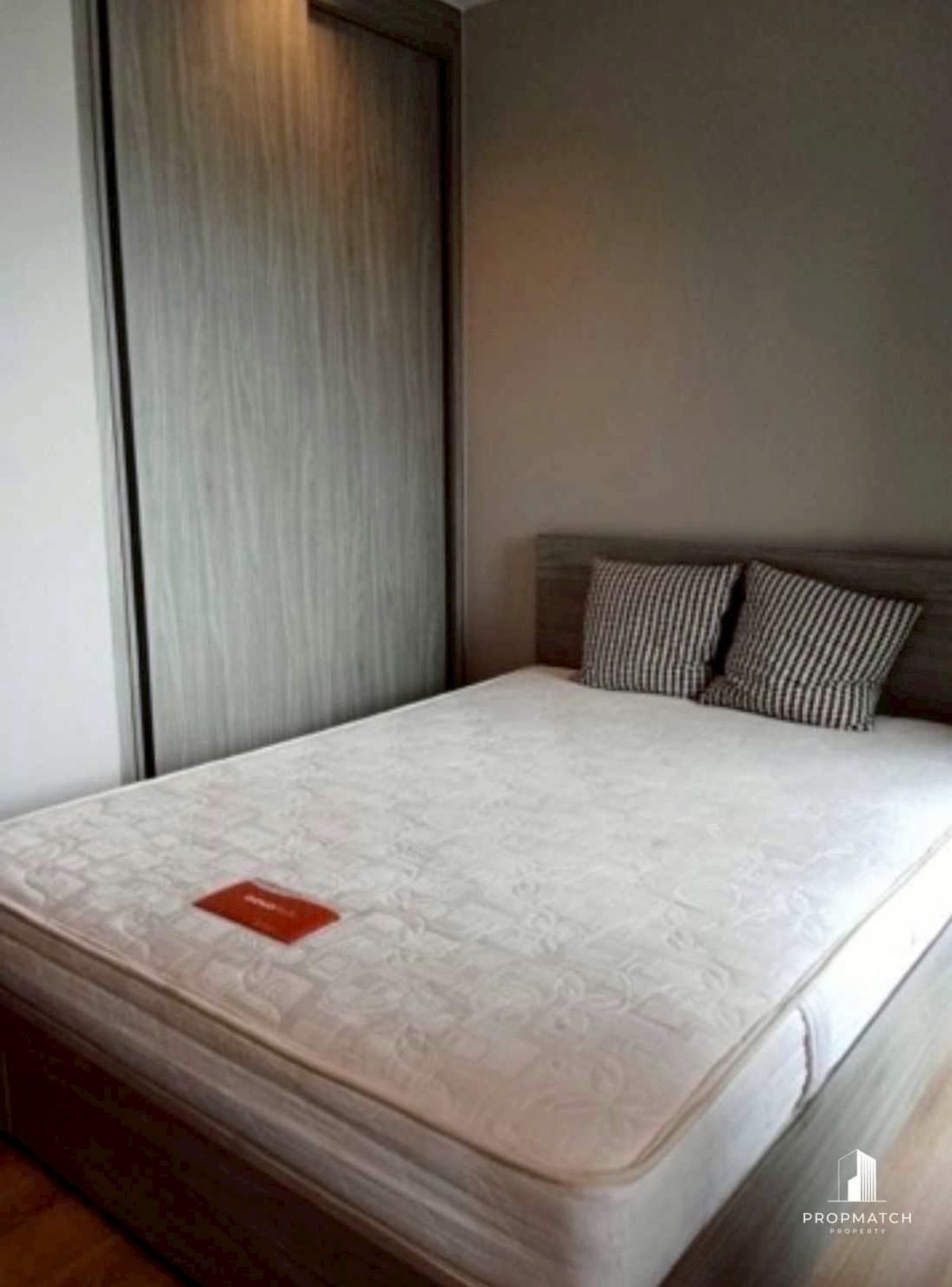ขายคอนโดลาดพร้าว เซ็นทรัลลาดพร้าว : 🔥Hot Price คอนโดติดMrt ladprao 2.55 Mb🔥 chapter one midtown ladprao 24⚡️Studio 24 Sqm ราคาเพียง 2.55 Mb⚡️สนใจติดต่อ พัตเตอร์ 0928895628 Line : plustor_ss