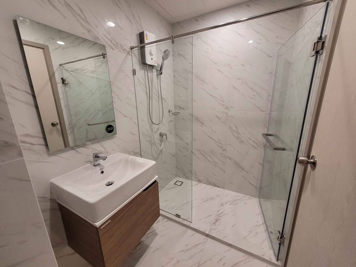 ขายคอนโดบางนา แบริ่ง ลาซาล : ขาย คอนโด Ideo Mobi Sukhumvit EASTPOINT อาคาร B ขนาด 30 ตร.ม. ชั้น 23