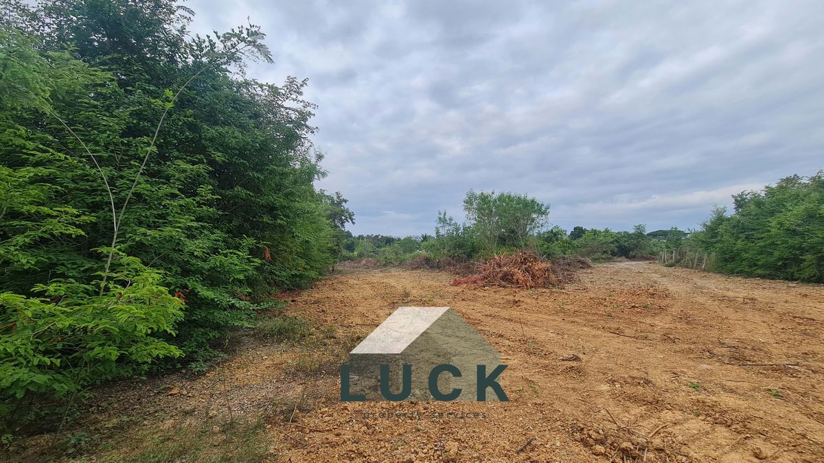 ขายที่ดินหัวหิน ประจวบคีรีขันธ์ : LUCK 🏠ขายที่ดิน 7 ไร่ หัวหิน พร้อมบ้านสวนชั้นเดียว 1 หลัง ที่ติดถนนสาธารณะประโยชน์ ราคาดี!!!