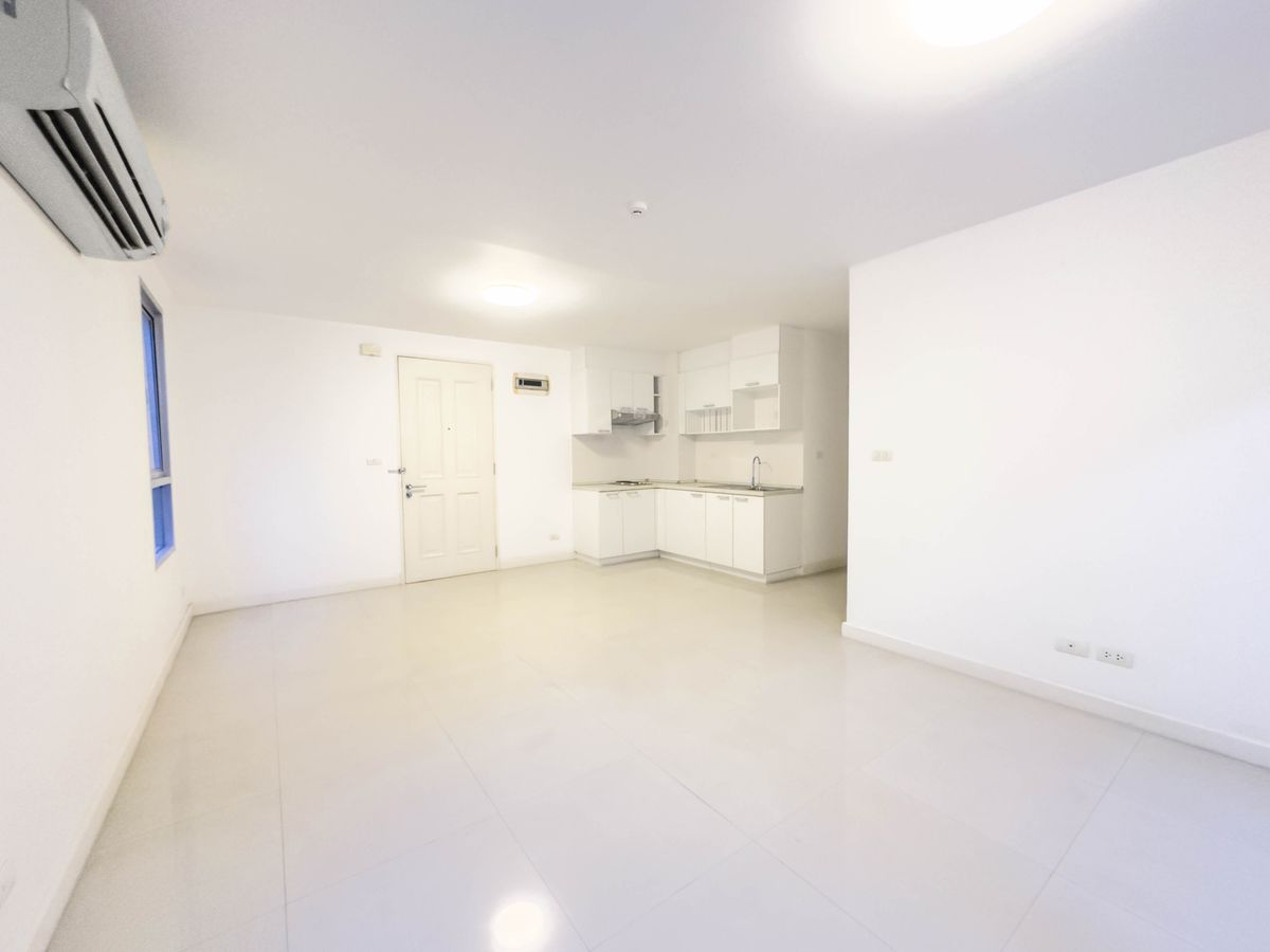For RentCondoSukhumvit, Asoke, Thonglor : Condo for rent: The Clover Thonglor 18, fully furnished (S15-19570)