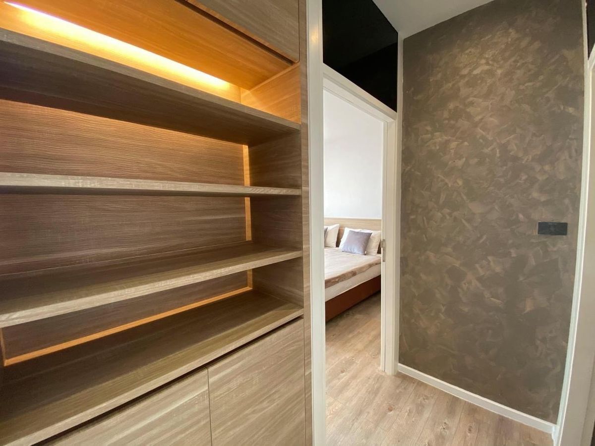 For RentCondoLadprao, Central Ladprao : (For Rent)  Good Price! Corner Room 2 Beds 2 Baths 86.93 Sqm. Fully furnished. High floor, Unblocked view. 