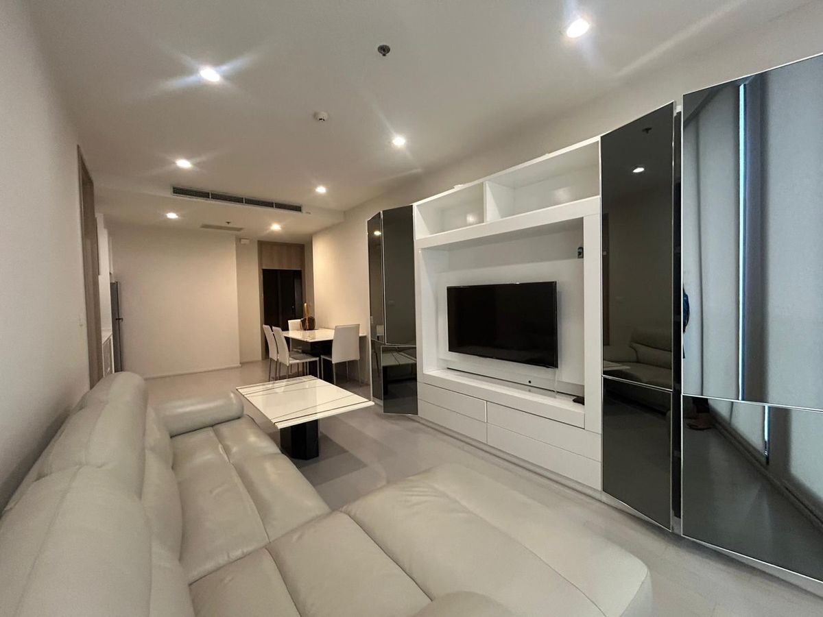 ขายคอนโดวิทยุ ชิดลม หลังสวน : Best Deal! Noble Ploenchit 1 Bedroom Plus, 56 sq.m. only 16.4 MB