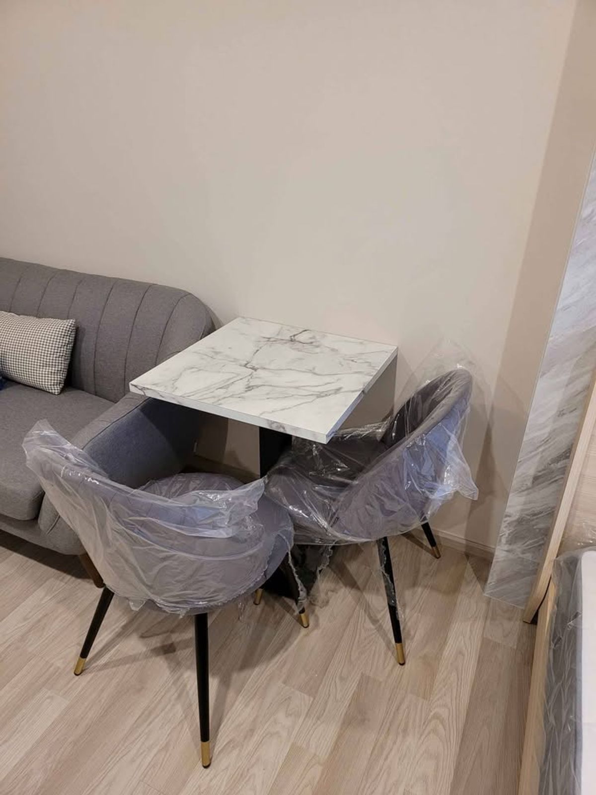 ขายคอนโดบางนา แบริ่ง ลาซาล : ขาย คอนโด Ideo Mobi Sukhumvit EASTPOINT อาคาร B ขนาด 30 ตร.ม. ชั้น 23