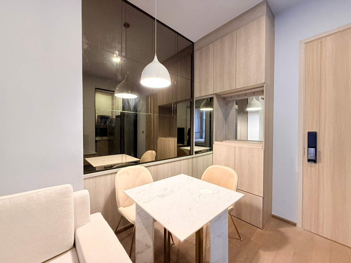 For RentCondoRatchathewi,Phayathai : Rent 🔥Park Origin Phayathai 🏢 1 bedroom, 55 sq.m. 💰 Price 48,000 baht/month* Near BTS Phaya Thai connection, Airport Link and BTS Victory Monument 350 meters