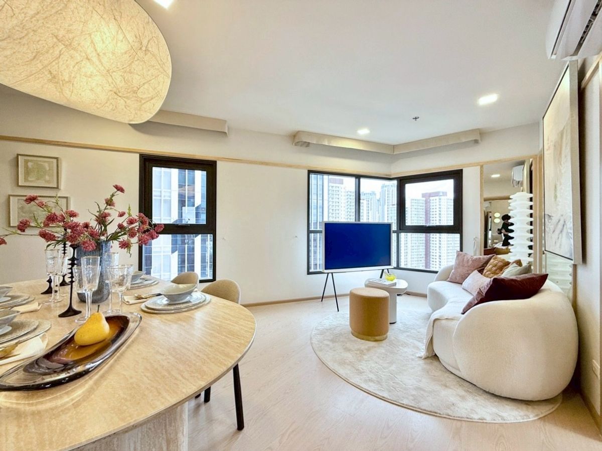 For SaleCondoRama9, Petchburi, RCA : Open for booking today. 🔥 𝑻𝒉𝒆 𝑻𝒉𝒆 𝑩𝒂𝒔𝒆 𝟗 𝟗 𝟗 2 bedrooms, 2 bathrooms, 58SQM, starting at only 7.123 million, happy to give advice at every step.