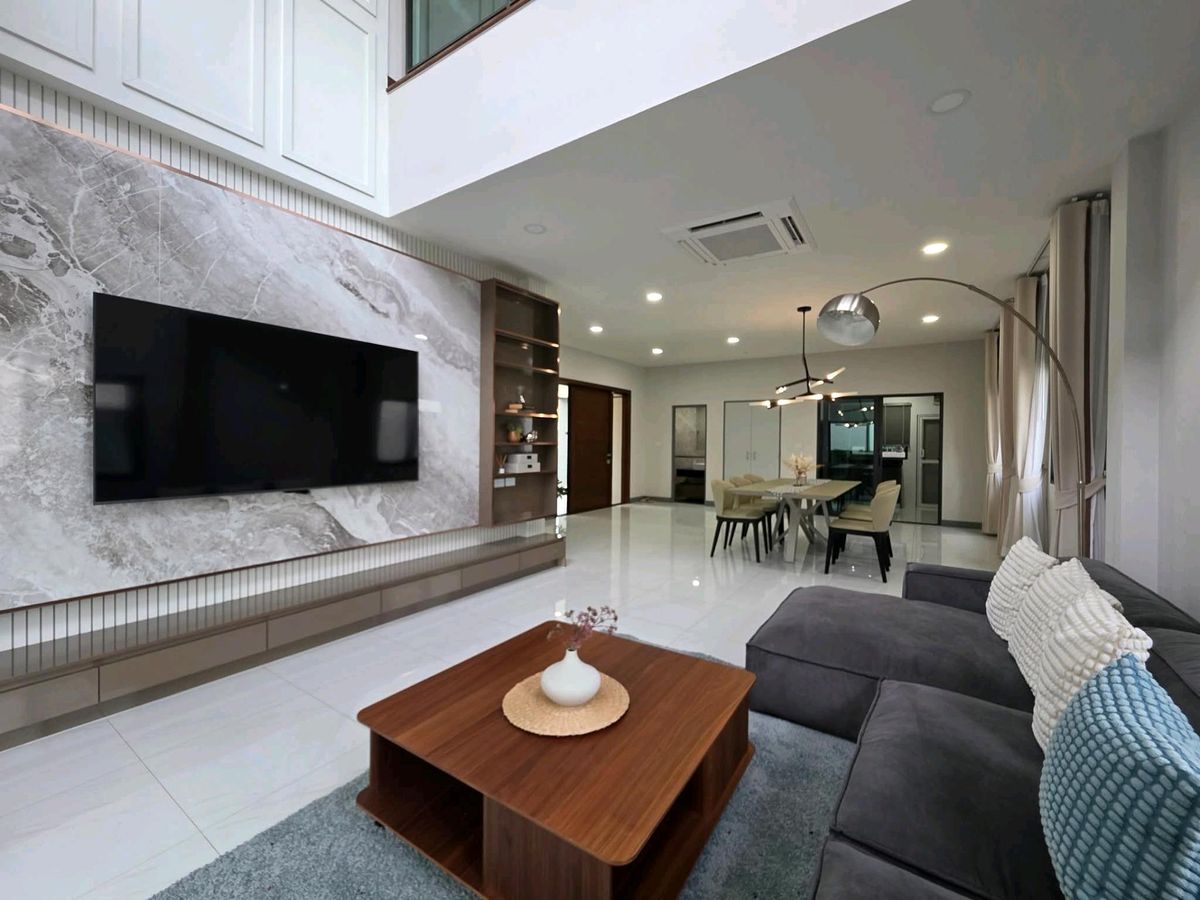 บ้านบางนา แบริ่ง ลาซาล : The City Bangna – Luxury Living Next to MEGA BANGNA พื้นที่ใช้สอย 313 ตร.ม. ที่ดิน 70 ตร.ว.
