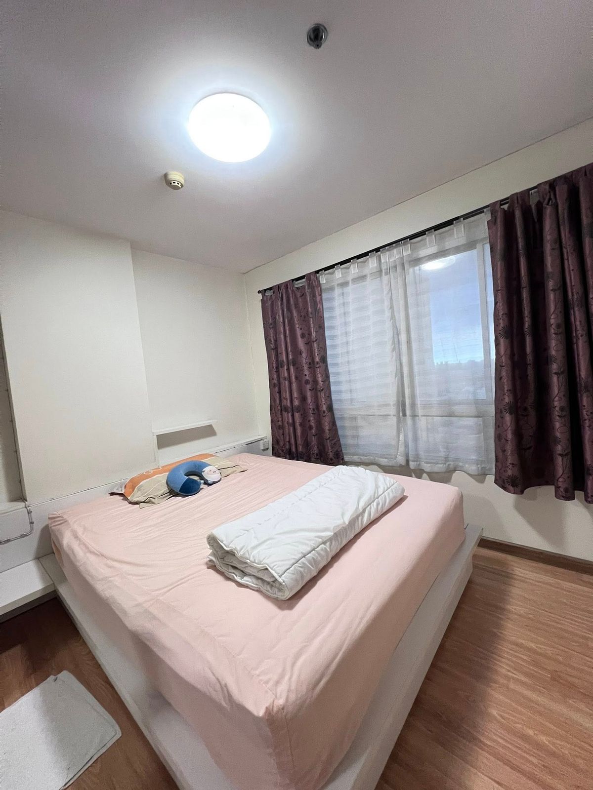 ให้เช่าคอนโดปิ่นเกล้า จรัญสนิทวงศ์ : เช่า รหัส PR299 คอนโด The Trust Residence ปิ่นเกล้า