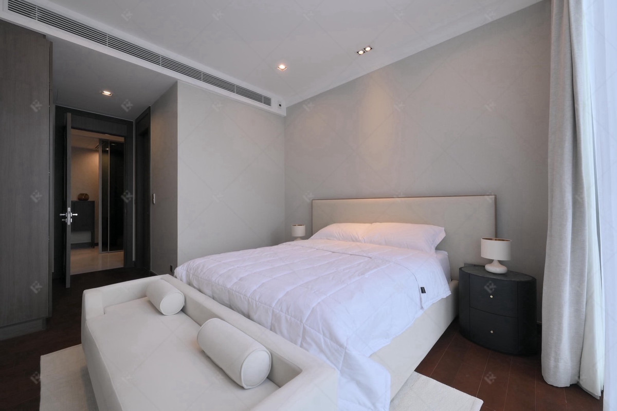 ให้เช่าคอนโดนานา : Q1 Sukhumvit ✨ 𝐄𝐥𝐞𝐠𝐚𝐧𝐭 𝐃𝐞𝐬𝐢𝐠𝐧 𝐰𝐢𝐭𝐡 𝐅𝐚𝐧𝐭𝐚𝐬𝐭𝐢𝐜 𝐕𝐢𝐞𝐰𝐬 𝐨𝐟 𝐁𝐞𝐧𝐜𝐡𝐚𝐤𝐢𝐭𝐭𝐢 𝐏𝐚𝐫𝐤 🌳 🏙️ ใกล้ BTS นานา 