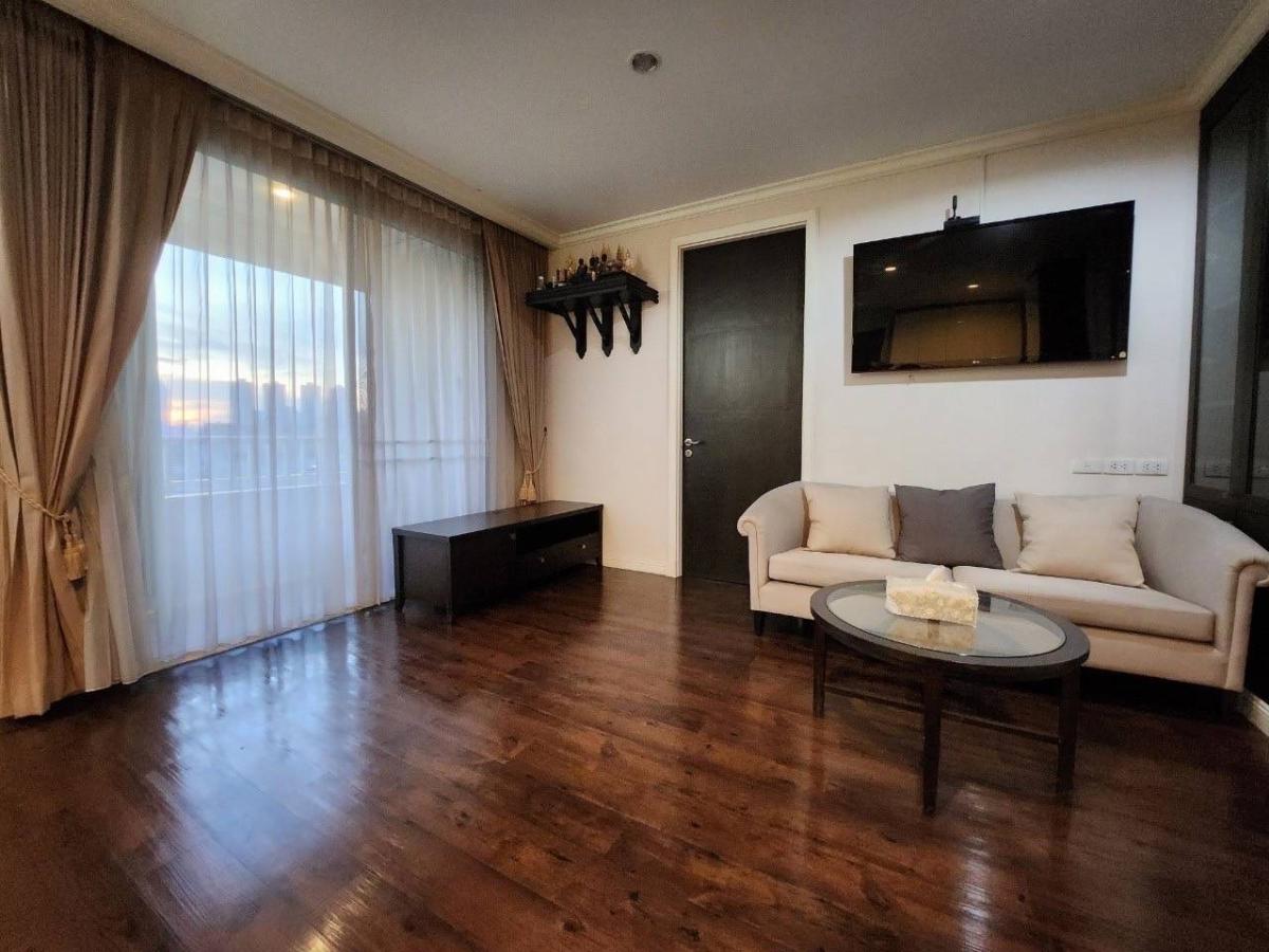 KL00765 - Leticia Rama 9 :  เลทิเซีย พระราม 9 - MRT Rama9 / KIS international / Regentschool Loading...