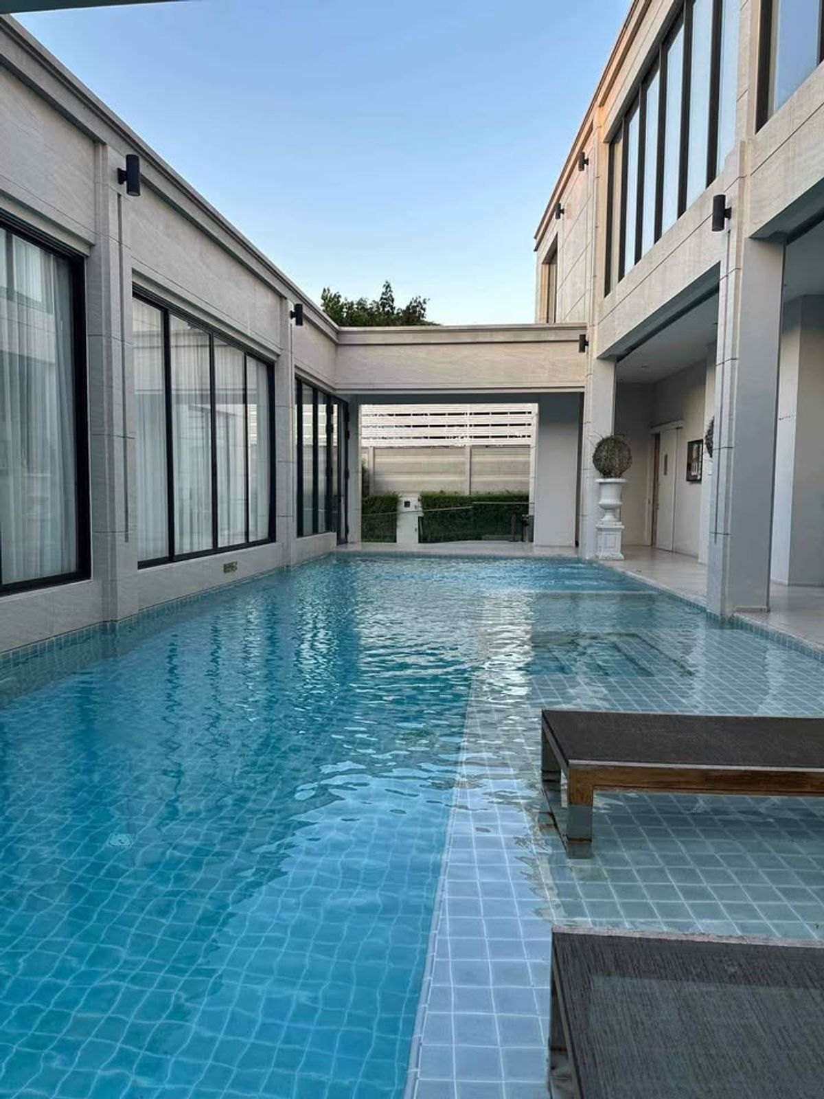 For RentPattanakan, Srinakarin : The Sunne, Srinakarin, Bangna / 4 bedrooms (knee), The Sonne Srinakarin-Banna / 4 Bedrooms (For Sale) FON235