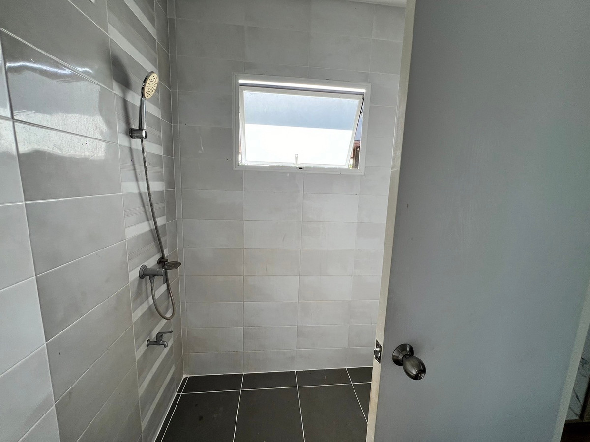 ให้เช่าบ้านปทุมธานี รังสิต ธรรมศาสตร์ : บ้านเดี่ยว ราคาพิเศษ เฟอร์นิเจอร์ครบ ใกล้อ.เมืองปทุม 3ห้องนอน 3ห้องน้ำ