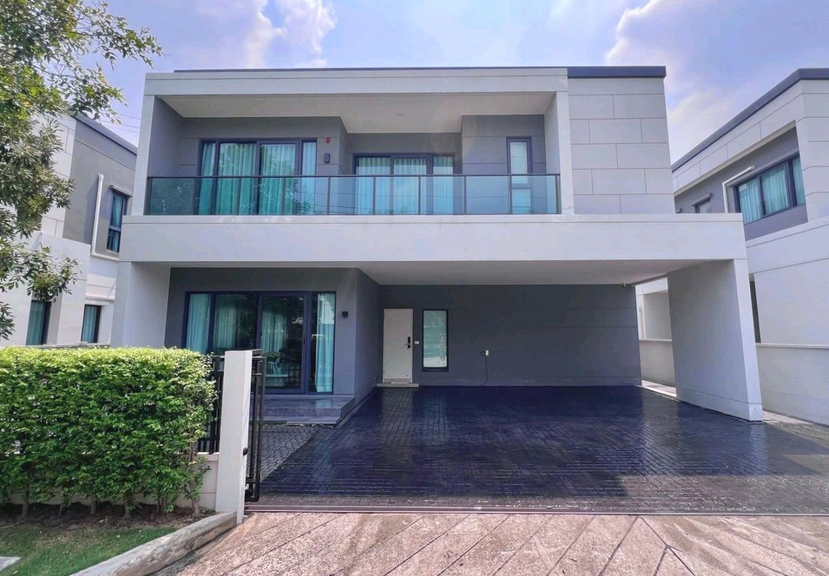 ให้เช่าบ้านบางนา แบริ่ง ลาซาล : Centro Bangna ใกล้เมกะบางนา 

for rent agent post 💙