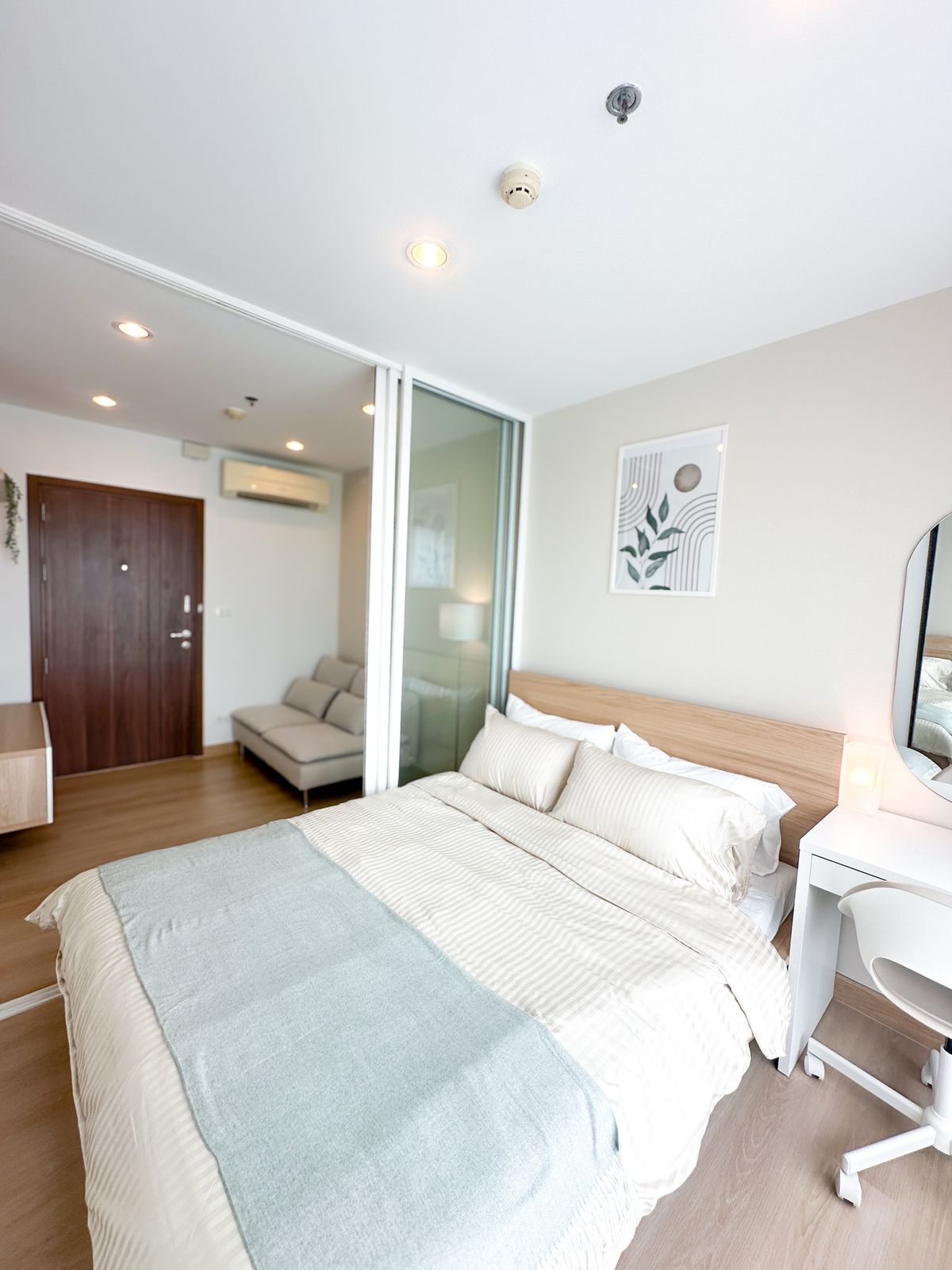 ขายคอนโดแจ้งวัฒนะ เมืองทอง : ขายด่วน 📍 The Base Chaengwattana 📍 ตกแต่งสวยครบ พร้อมเฟอร์นิเจอร์ และ เครื่องใช้ไฟฟ้า