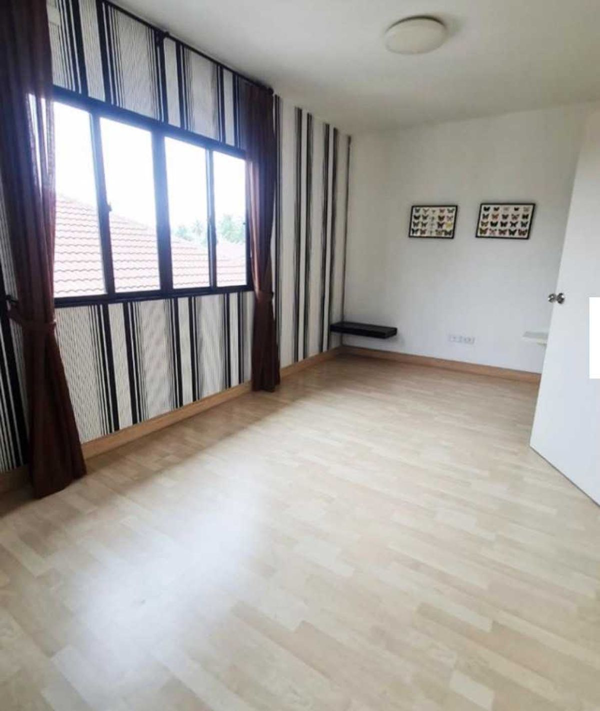 ขายบ้านบางแค เพชรเกษม : ขายบ้านพร้อมผู้เช่า หมู่บ้าน เดอะ คอนเนค อัพ 3 วงแหวน บางแค ใกล้ MRT หลักสอง และ เดอะมอลล์ บางแค