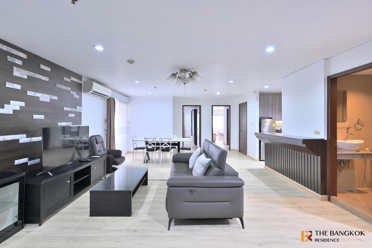 ให้เช่าคอนโดสุขุมวิท อโศก ทองหล่อ :  Baan Suanpetch 💫 𝐒𝐩𝐚𝐜𝐢𝐨𝐮𝐬 𝐚𝐧𝐝 𝐀𝐟𝐟𝐨𝐫𝐝𝐚𝐛𝐥𝐞 𝐋𝐢𝐯𝐢𝐧𝐠 ✨ ใกล้ BTS พร้อมพงษ์ 