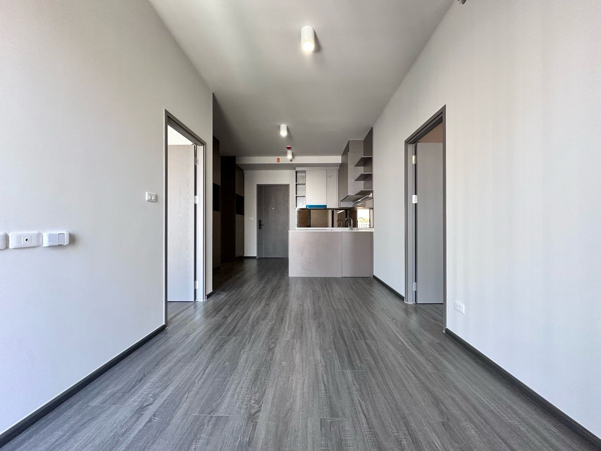 ขายคอนโดคลองเตย กล้วยน้ำไท : 2 ห้องนอนใหญ่ 2 ห้องน้ำ มีอ่างอาบน้ำ พร้อมอยู่ ใกล้ BTS พระโขนง เริ่ม 11.79 ลบ. | 082-4499822 แพรวา