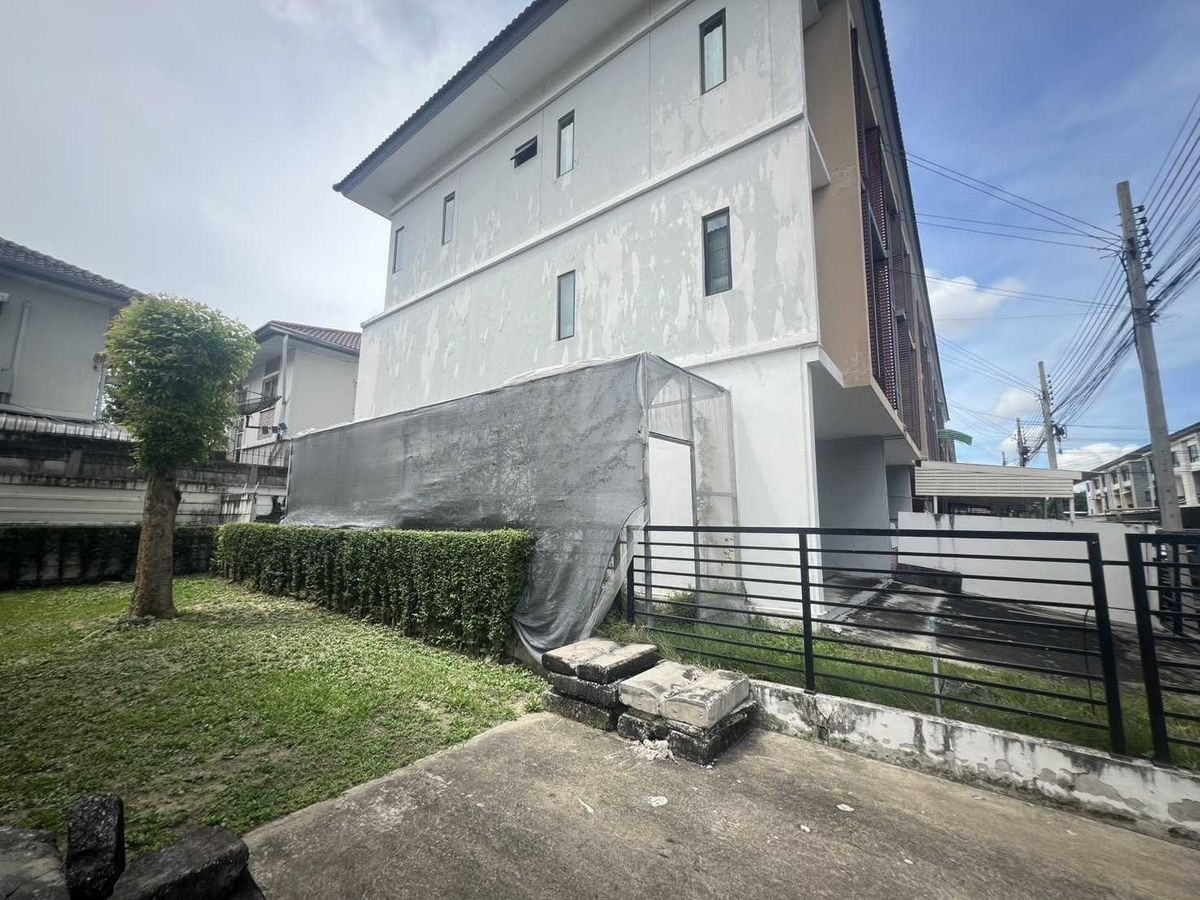 ขายบ้านบางแค เพชรเกษม : ขายบ้านพร้อมผู้เช่า หมู่บ้าน เดอะ คอนเนค อัพ 3 วงแหวน บางแค ใกล้ MRT หลักสอง และ เดอะมอลล์ บางแค