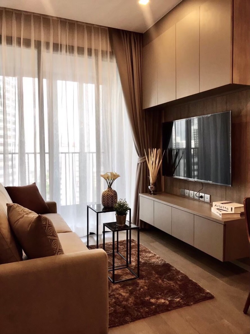 ให้เช่าคอนโดสุขุมวิท อโศก ทองหล่อ : 🔥ให้เช่าด่วน🔥แอชตัน อโศก 1 ห้องนอน 1 ห้องน้ำ  ใกล้ Mrt สุขุมวิท / Bts อโศก และใกล้ห้าง  Termianl 21   (ห้องสวย พร้อมเข้าอยู่ ห้องหัวมุม มีความเป็นส่วนตัว)