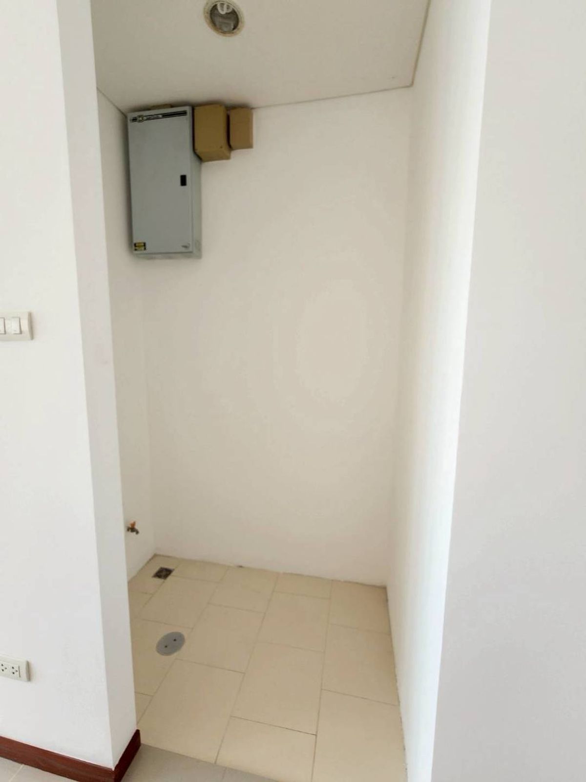 ขายคอนโดวงเวียนใหญ่ เจริญนคร : ขาย!! คอนโด วิลล่า สาทร ใกล้ BTS กรุงธนบุรี ชั้นสูง วิวเมือง