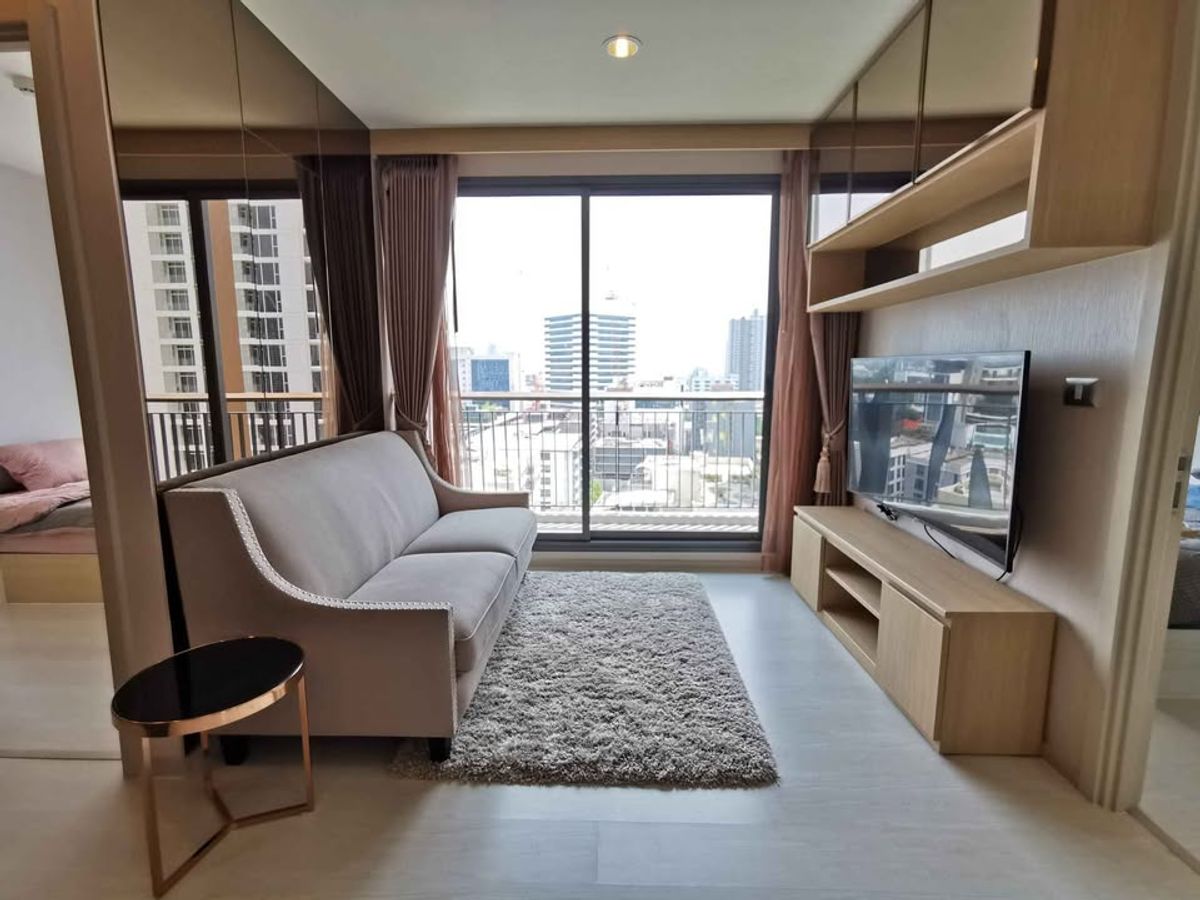 For RentCondoSukhumvit, Asoke, Thonglor : For rent 📍 Rhythm Sukhumvit 42 📍 near BTS Ekkamai, fully furnished and equipped with appliances