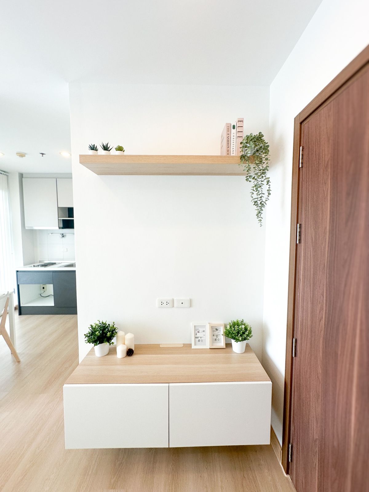 ขายคอนโดแจ้งวัฒนะ เมืองทอง : ขายด่วน 📍 The Base Chaengwattana 📍 ตกแต่งสวยครบ พร้อมเฟอร์นิเจอร์ และ เครื่องใช้ไฟฟ้า