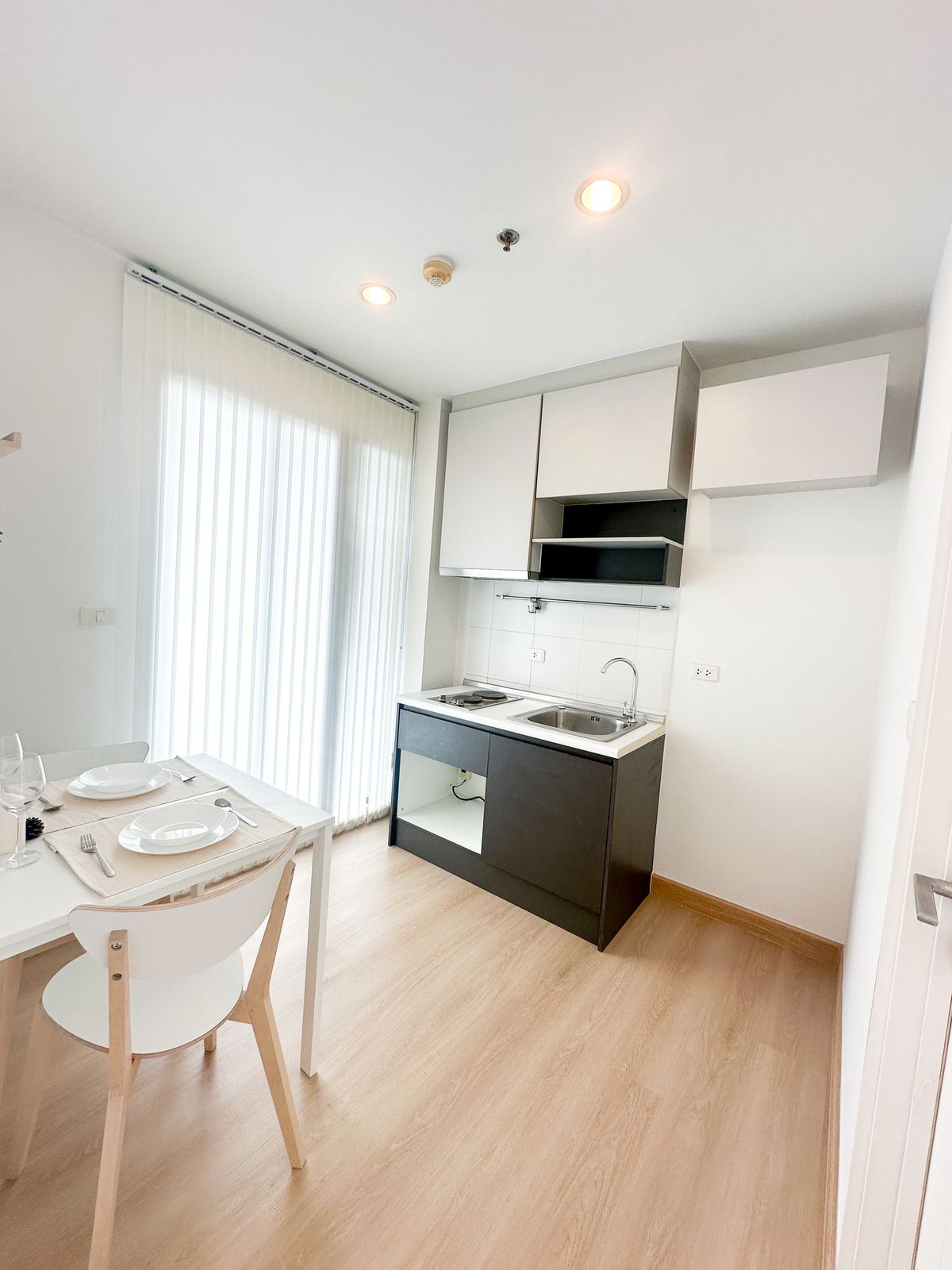 ขายคอนโดแจ้งวัฒนะ เมืองทอง : ขายด่วน 📍 The Base Chaengwattana 📍 ตกแต่งสวยครบ พร้อมเฟอร์นิเจอร์ และ เครื่องใช้ไฟฟ้า