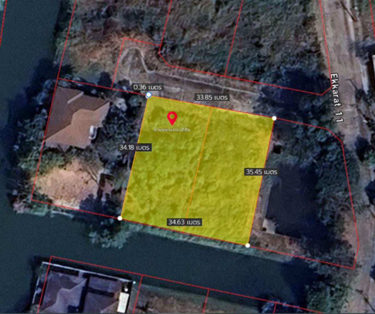 ขายที่ดินปทุมธานี รังสิต ธรรมศาสตร์ : ขายที่ดิน แปลงสวย หลังติดน้ำ ขนาด 144 ตรว. มี 2 แปลงติดกัน หมู่บ้านเมืองเอก ม.รังสิต โครงการ 3 ซอยเอกรัตน์ 11 ราคาดีที่สุดในโครงการ ขายเพียง 3.2 ล้านต่อแปลงเท่านั้น (22,222 บาทต่อตรว.) ขายต่ำกว่าราคาประเมินเยอะมากๆ ราคาประเมินราชการ 28,000 บาท/ตรว. 22,222